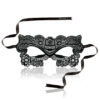 Rianne S - Mask V Zouzou